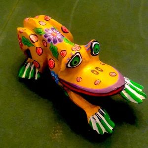 Triple mint condition authentic Mexican Folk Art Efrain‎ Fuentes signed frog
